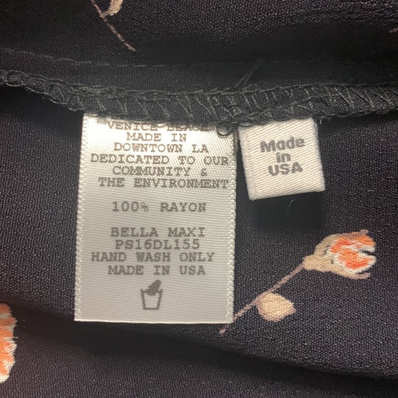 Bardot Maxi Dress in Raining Jasmine FLYNN SKYE
Color:Raining Jasmine Size: S - Picture 13 of 13